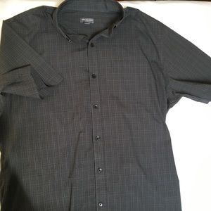 Van Heusen flex button up short sleeve. Grey